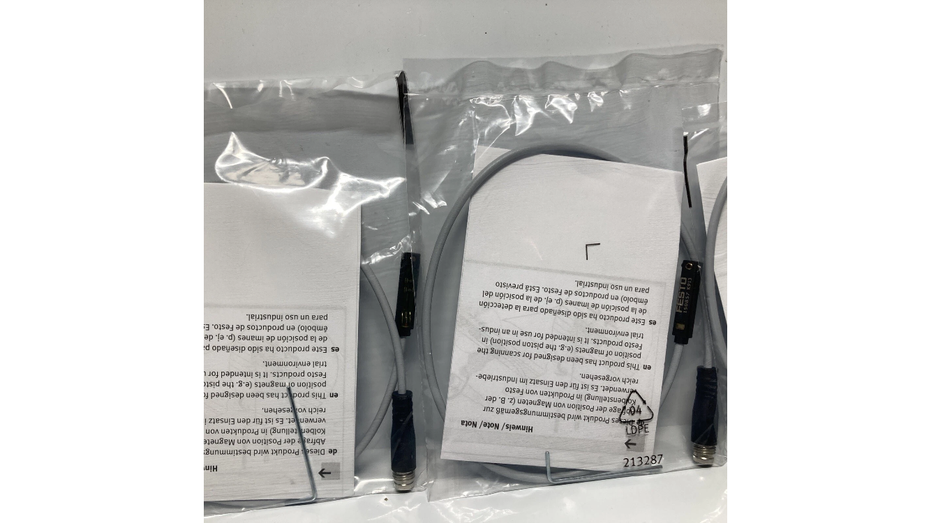 Festo 150857 Industrial Control System - 5 pcs. (New)