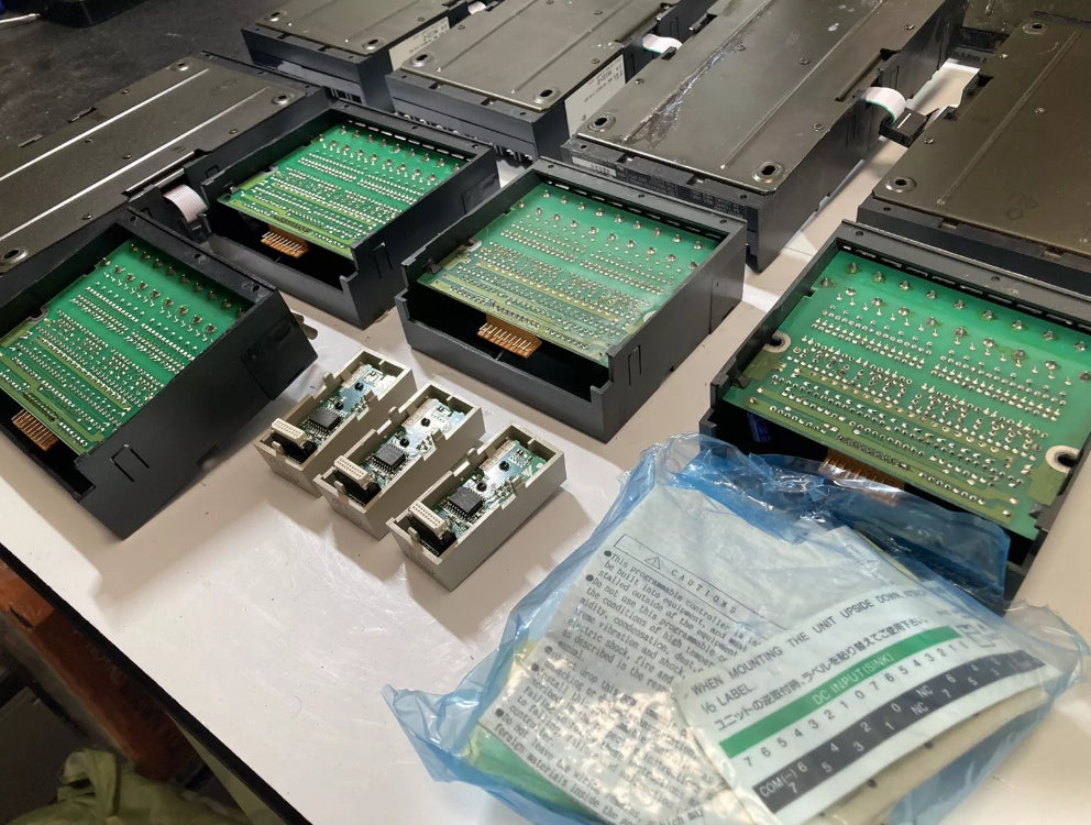 Idec IZUMI Corp FA-2J CPU PFJ-N161U FA-1(Lot of Untested parts)Read the descrip.