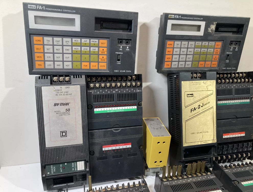 Idec IZUMI Corp FA-2J CPU PFJ-N161U FA-1(Lot of Untested parts)Read the descrip.