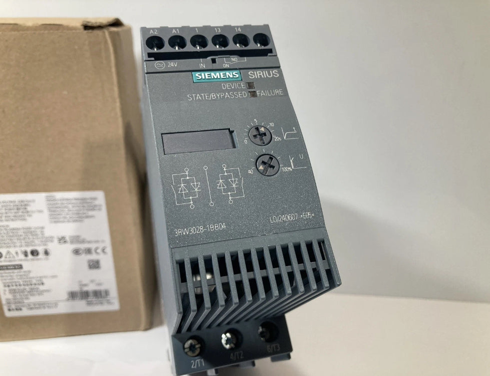 Siemens 3RW3028-1BB04 Sirius Soft Starter 200-480V 230/11 400/18.5KW. AC 24V