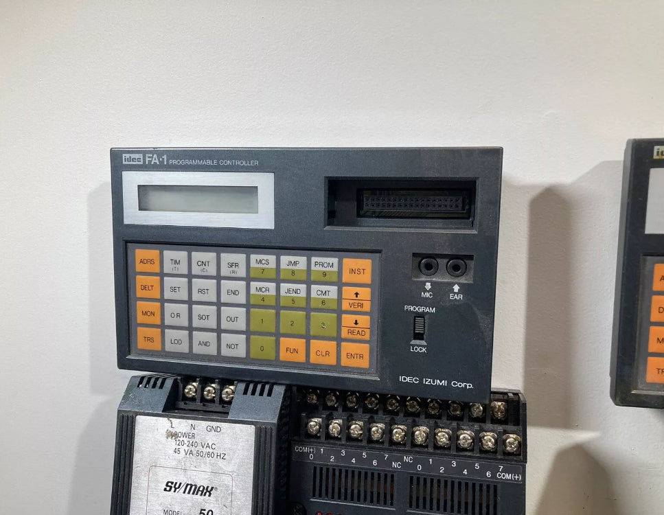 Idec IZUMI Corp FA-2J CPU PFJ-N161U FA-1(Lot of Untested parts)Read the descrip.