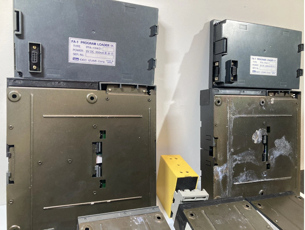 Idec IZUMI Corp FA-2J CPU PFJ-N161U FA-1(Lot of Untested parts)Read the descrip.