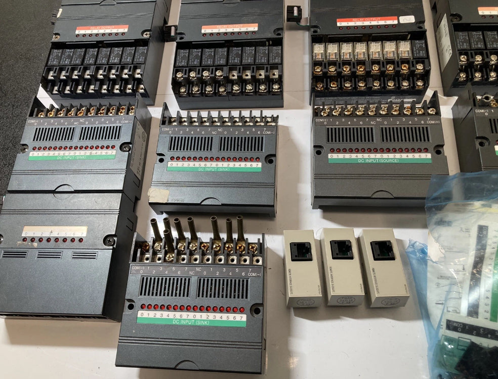 Idec IZUMI Corp FA-2J CPU PFJ-N161U FA-1(Lot of Untested parts)Read the descrip.