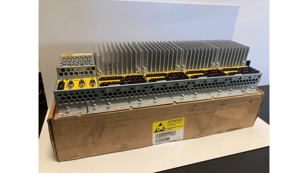 Mitrac TCMS MIO-S DXH Bombardier digital I/O modul til togkontrol
