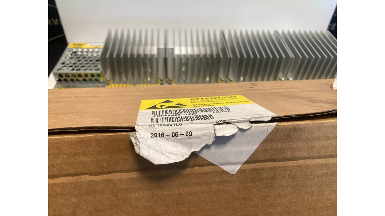 Mitrac TCMS MIO-S DXH Bombardier digital I/O modul til togkontrol
