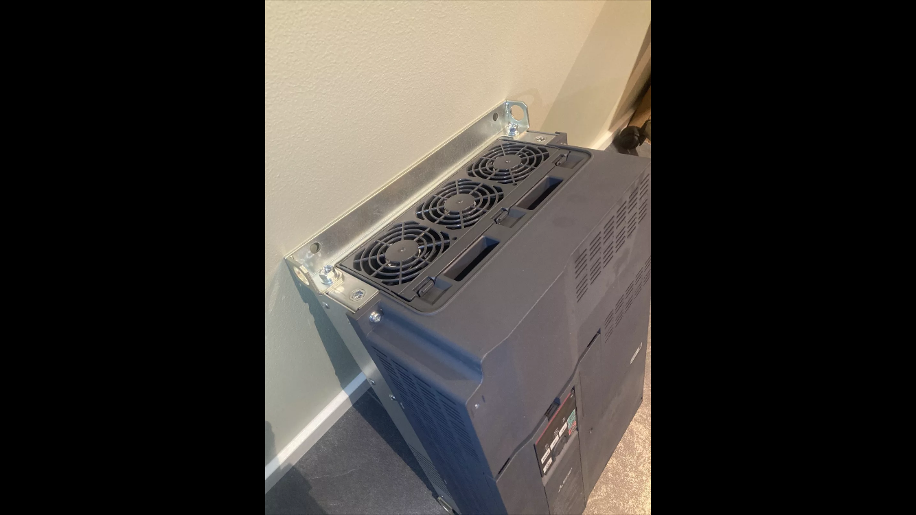 MITSUBISHI  INVERTOR FR-AF840-00770-60